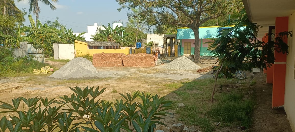 Brunnenbau rechts ganz oben